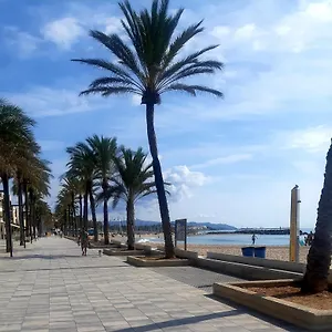 Apartamento En Segunda Linea De Mar, Wifi&a.c, Cubelles