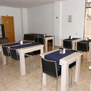 Apartahotel Apart Mar Blava, Cubelles