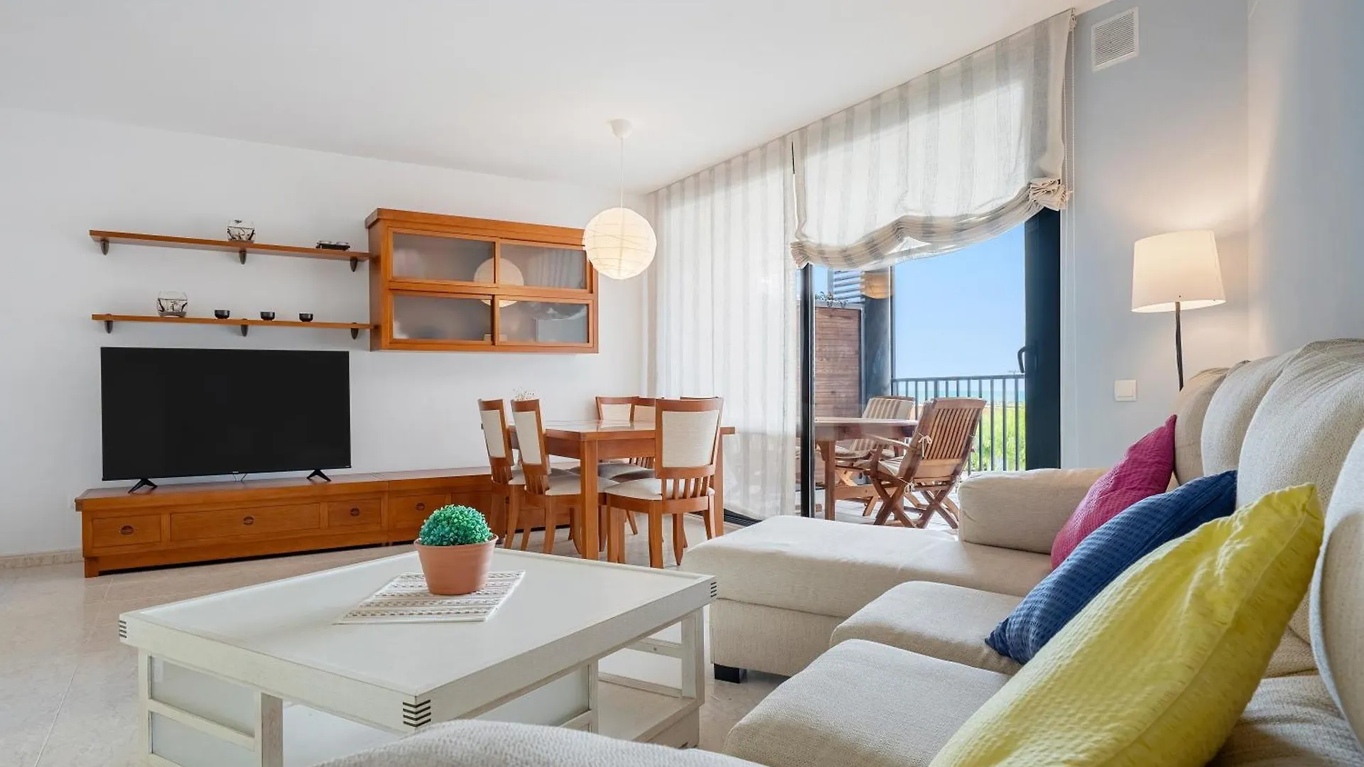 Atica Blue Sea Apartment Cubelles 0*,